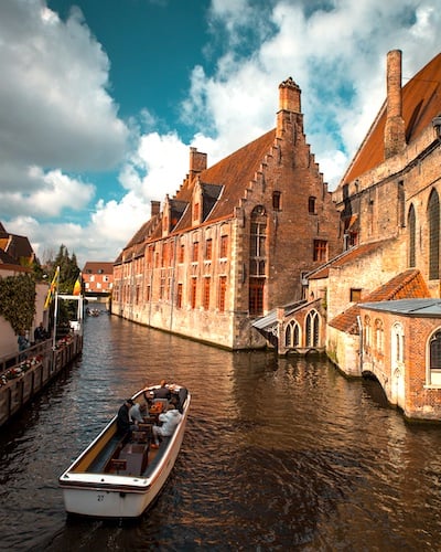 Mehrsprachige Bootsfahrt in Gent